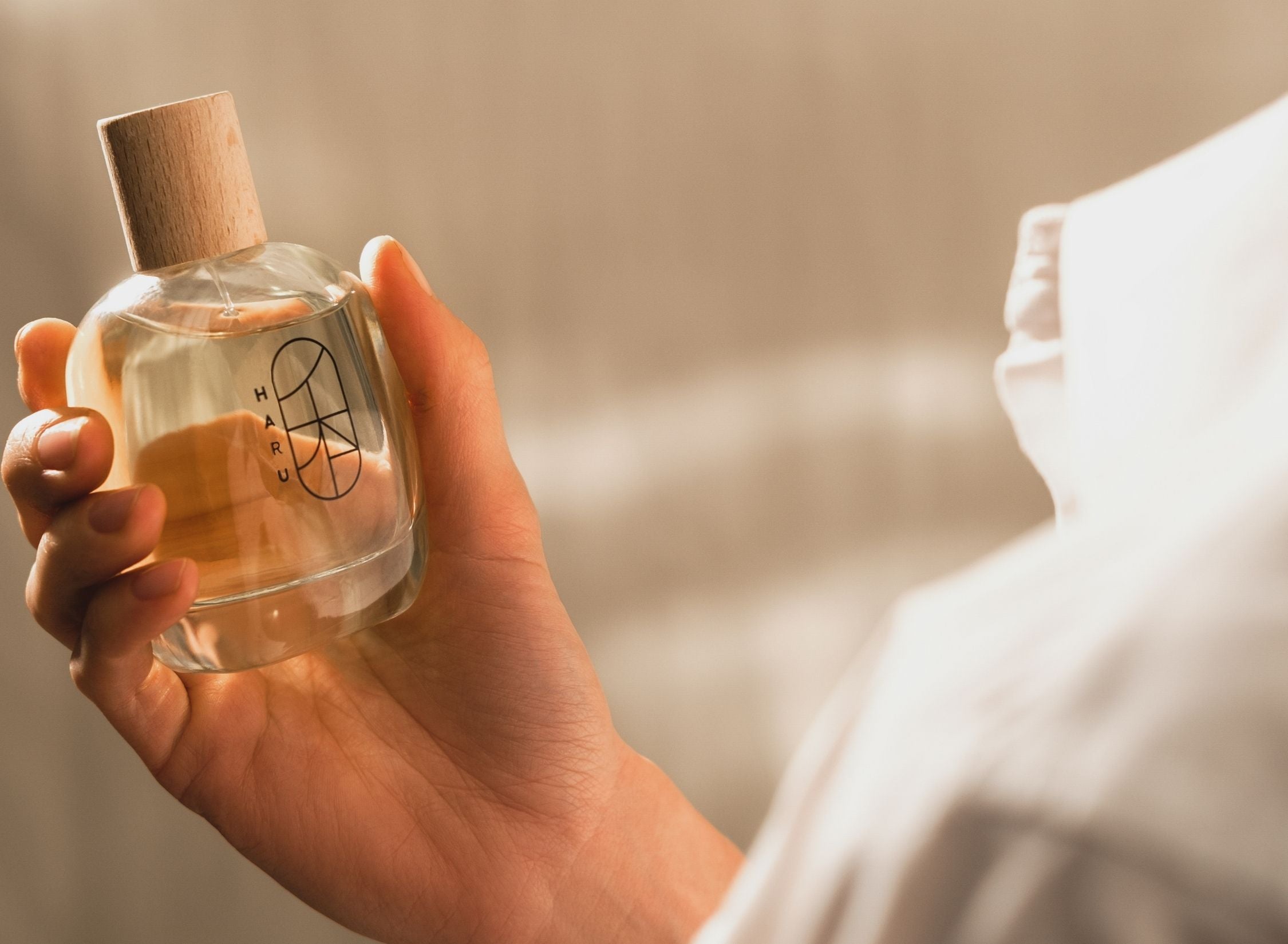 HARU přírodní parfém z esenciálních olejů