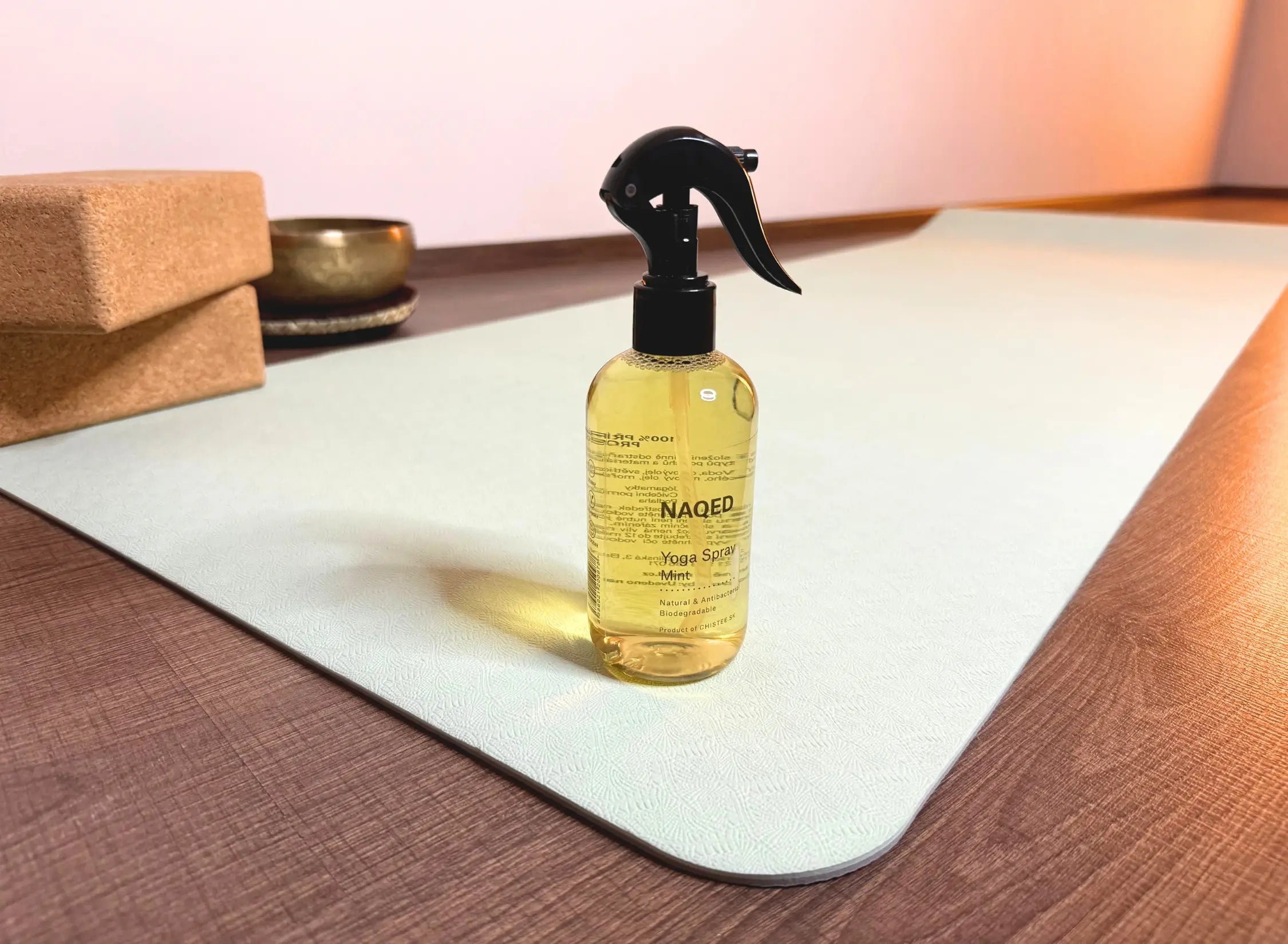 Přírodní čisticí sprej na jóga podložku
