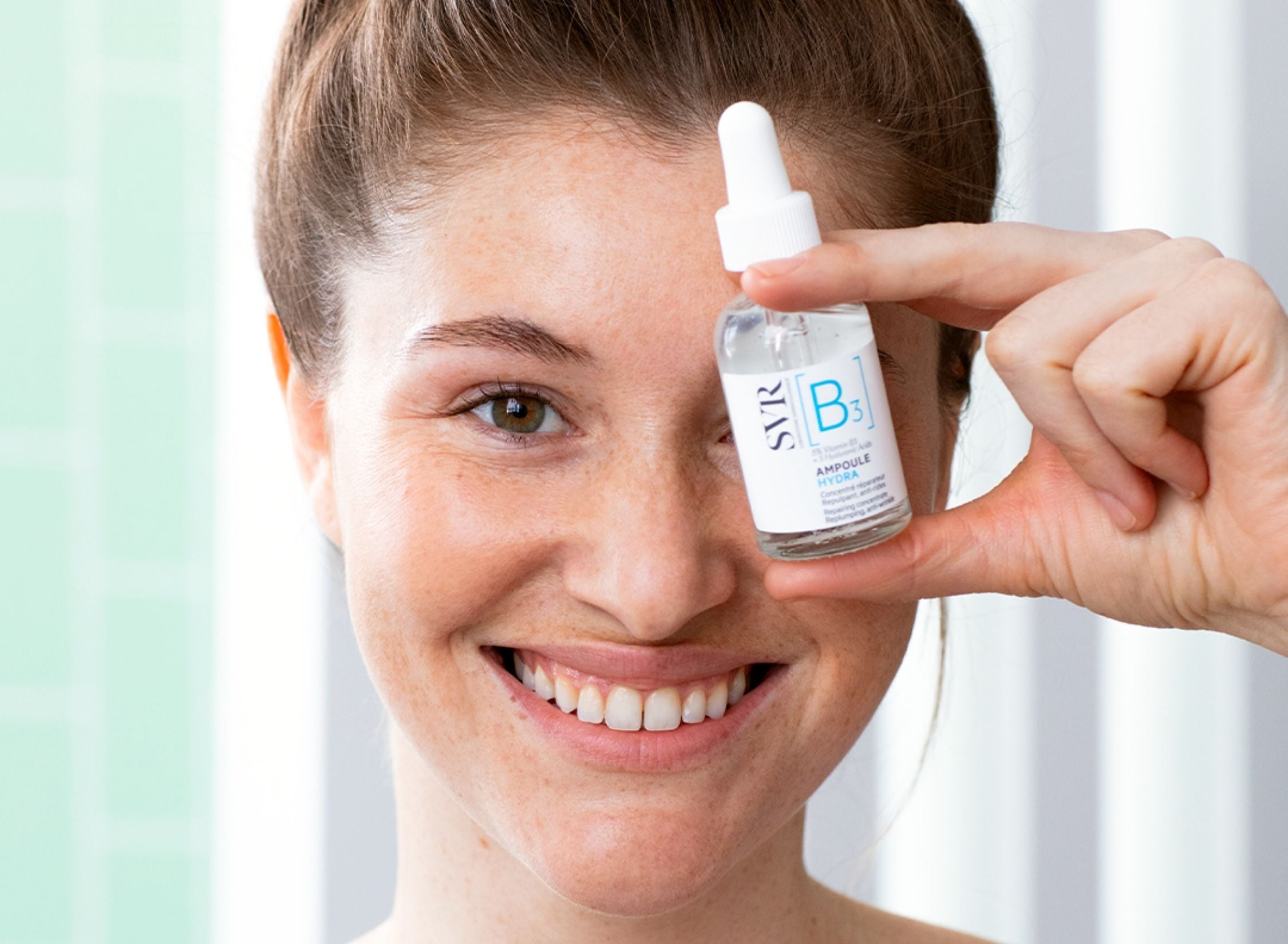 Ampoule B3 hydratační sérum s niacinamidem