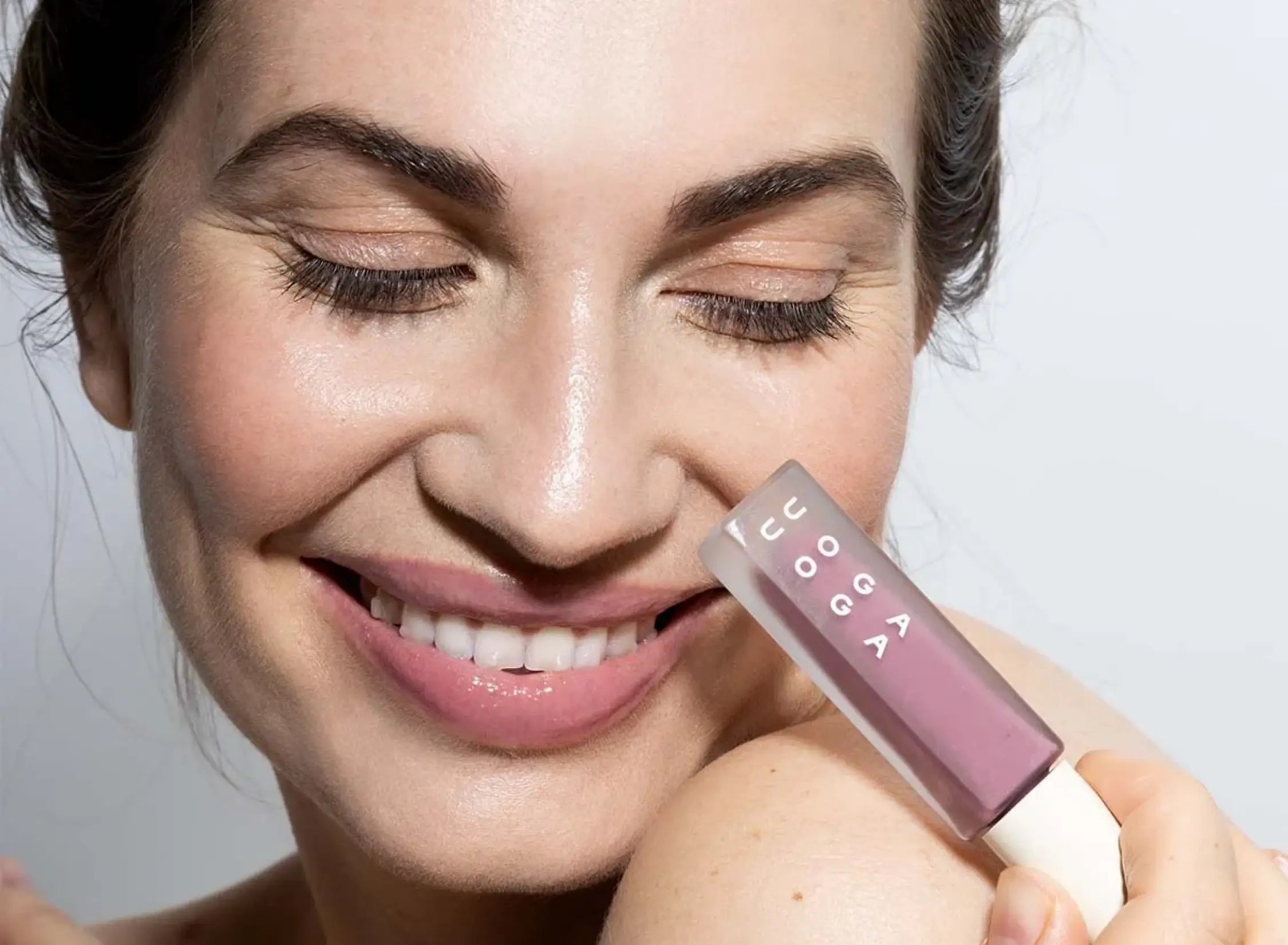 Lesk na rty Iceberry - prachově růžový